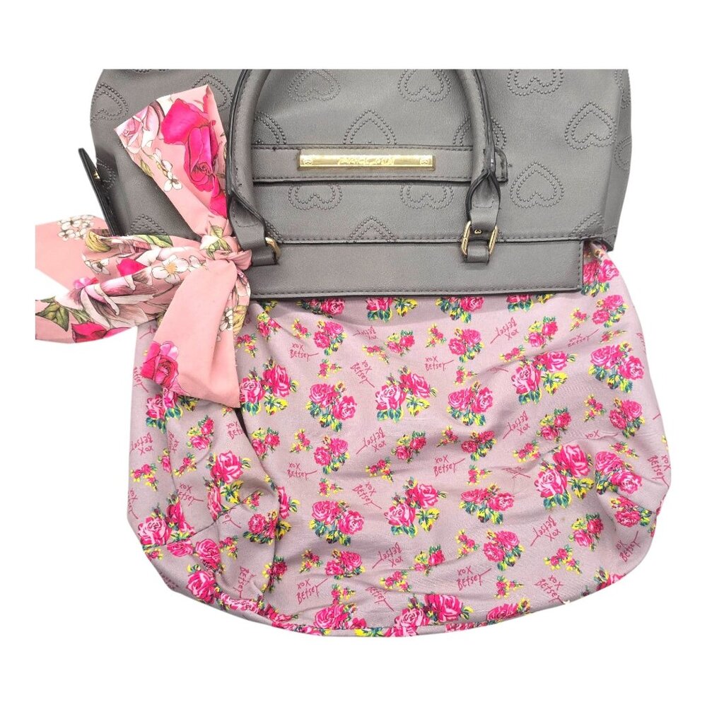 Betsey Johnson Purse Y2K Gray Heart Embossed Handbag Scarf Crossbody Strap - Picture 10 of 16